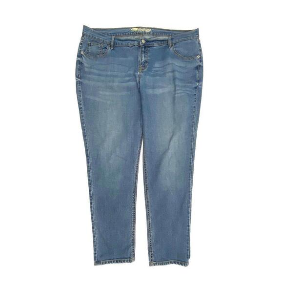 Old Navy The Boyfriend Women's size 16 Medium Wash Blue Denim Jeans - Picture 1 of 4